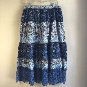 100% cotton floaty maxi skirt made in India floral  Sz XL blue white tan